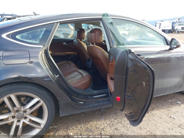 2014 AUDI A7 WAUWMAFC5EN083390 Photo 7