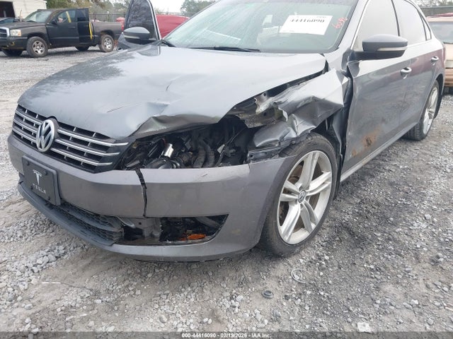 1VWBV7A33FC034644 Volkswagen Passat 2.0l Tdi Se