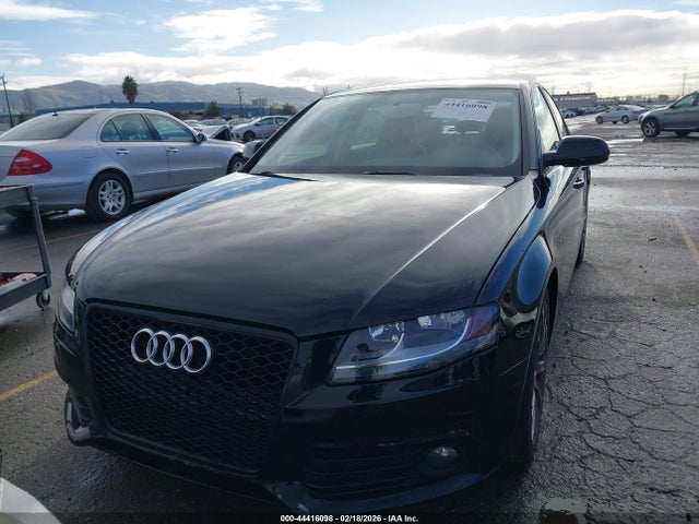 44416098 :رقم المزاد ، WAUDFAFL4BN055092 vin ، 2011 Audi A4 2.0t Premium مزاد بيع