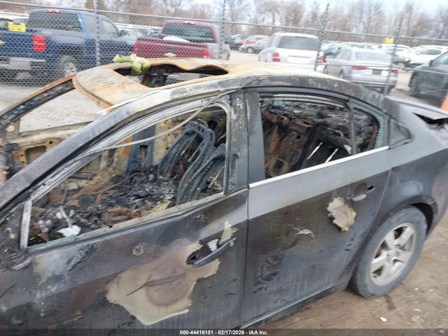 Chevrolet Cruze 1lt Auto 2014 1G1PC5SB7E7258234 Image 15