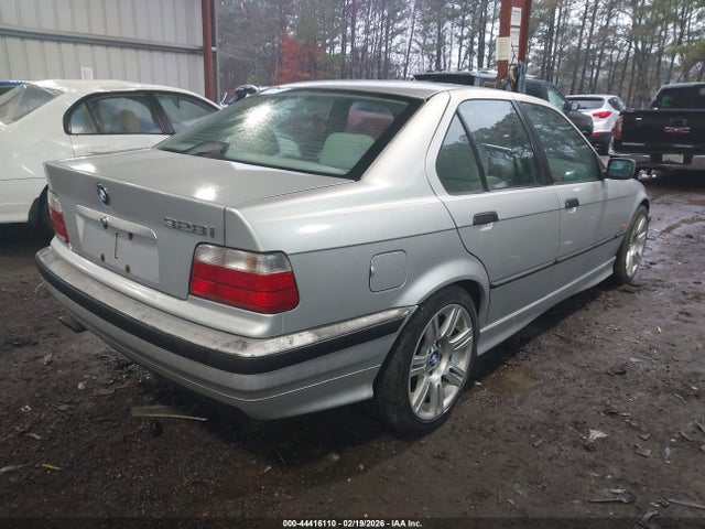 1998 Bmw 328i მანქანა იყიდება აუქციონზე, vin: WBACD4321WAV63564, აუქციონის ნომერი: 44416110