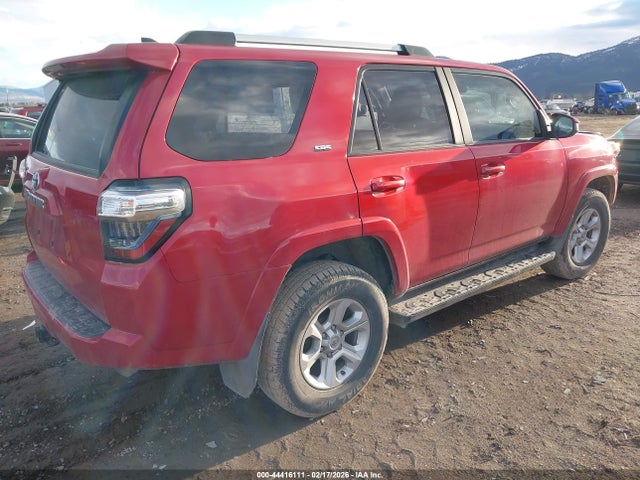 2020 TOYOTA 4RUNNER JTEBU5JR1L5759945 Photo 3