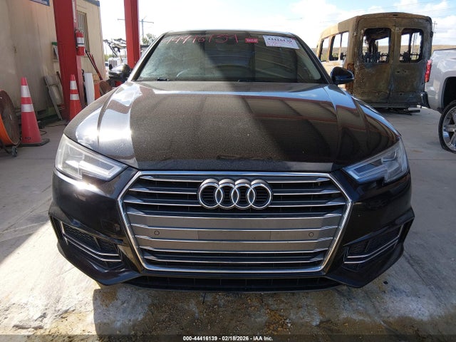44416139 :رقم المزاد ، WAULNAF47HN034351 vin ، 2017 Audi A4 2.0t Premium مزاد بيع