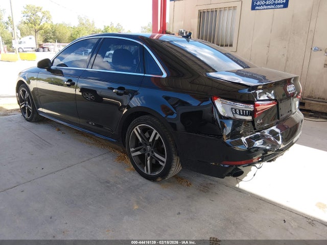 2017 AUDI A4 WAULNAF47HN034351 Photo 2
