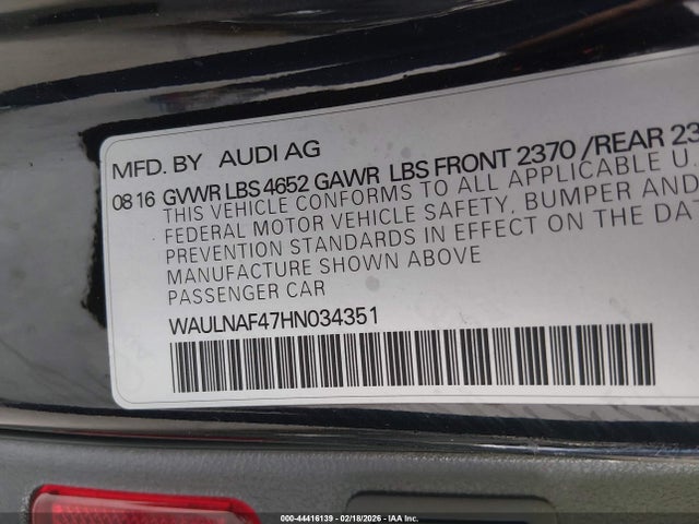 2017 AUDI A4 WAULNAF47HN034351 Photo 8