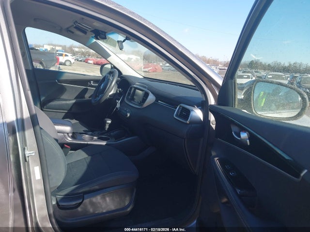 Продаж на аукціоні авто 2019 Kia Sorento 2.4l L, vin: 5XYPG4A37KG451899, номер лоту: 44416171