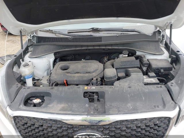 2017 Kia Sorento 2.4l Lx მანქანა იყიდება აუქციონზე, vin: 5XYPG4A36HG266901, აუქციონის ნომერი: 44416174