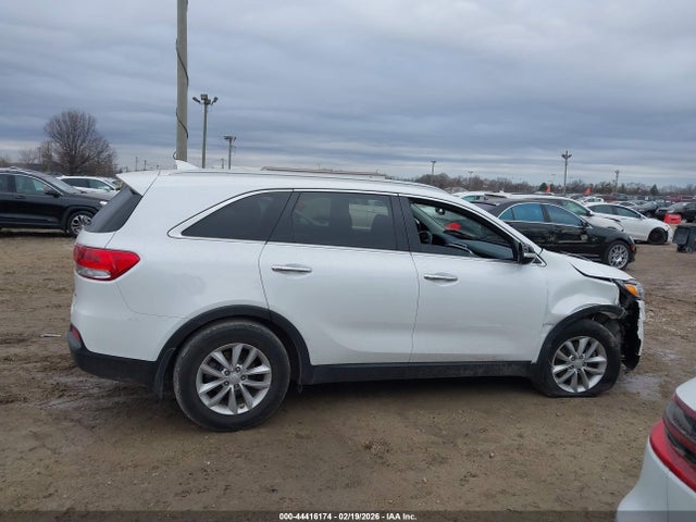 2017 Kia Sorento 2.4l Lx მანქანა იყიდება აუქციონზე, vin: 5XYPG4A36HG266901, აუქციონის ნომერი: 44416174