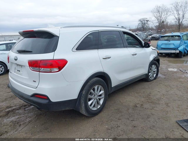 2017 Kia Sorento 2.4l Lx მანქანა იყიდება აუქციონზე, vin: 5XYPG4A36HG266901, აუქციონის ნომერი: 44416174