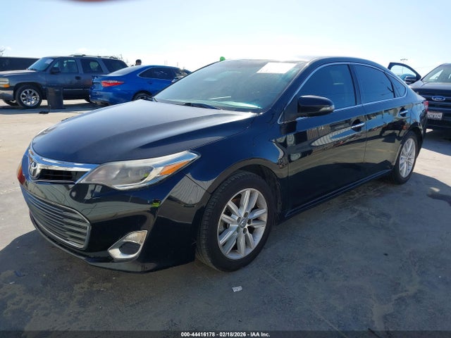 Toyota AVALON XLE 2015 4T1BK1EB2FU178282 Image 2