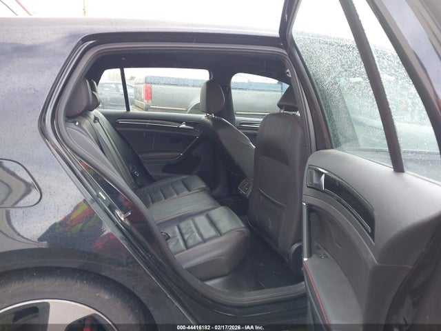 Продаж на аукціоні авто 2015 Volkswagen Golf Gti 2.0t Autobahn 4-door, vin: 3VW5T7AU7FM016139, номер лоту: 44416182