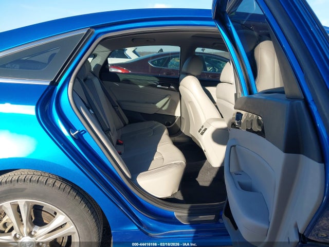 2019 HYUNDAI SONATA 5NPE34AF3KH739618 Photo 7