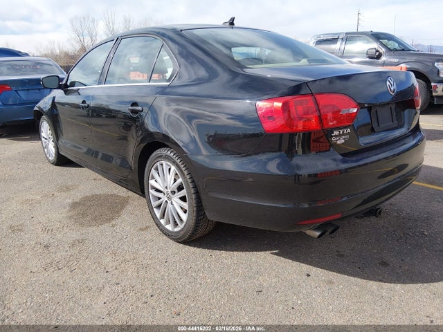 3VWL17AJ2EM375139 Volkswagen Jetta 1.8t Sel