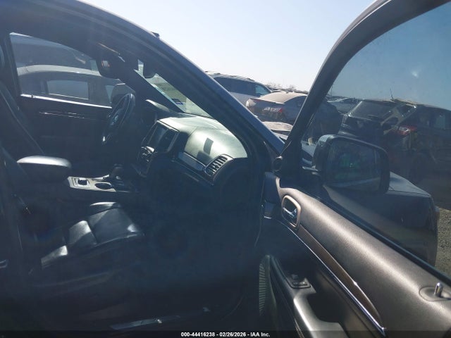 1C4RJFCM1GC300497 Jeep Grand Cherokee Overland