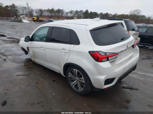 2021 MITSUBISHI OUTLANDER SPORT JA4APUAU2MU033051 Photo 2