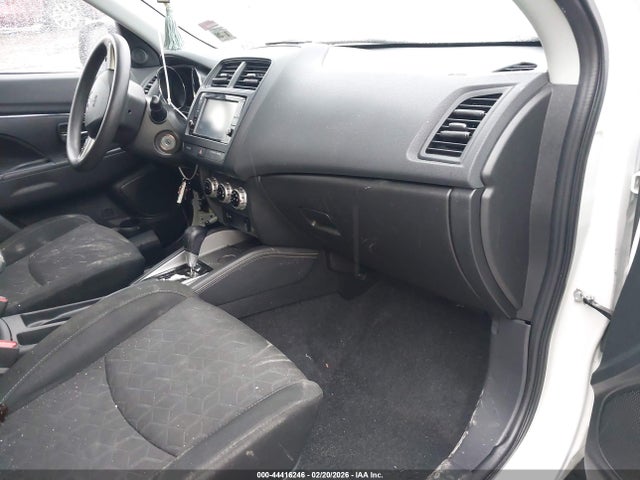 2021 MITSUBISHI OUTLANDER SPORT JA4APUAU2MU033051 Photo 4