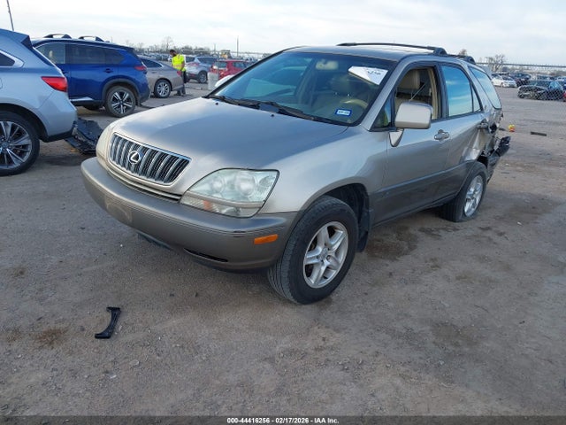 44416256 :رقم المزاد ، JTJGF10U520133052 vin ، 2002 Lexus Rx 300 مزاد بيع