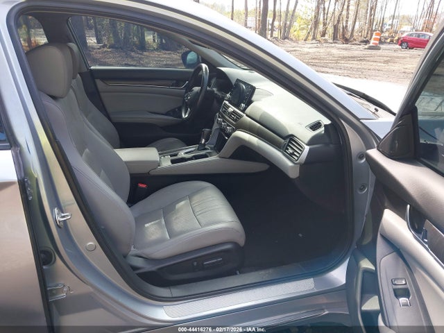 Продажа на аукционе авто 2018 Honda Accord Ex-l, vin: 1HGCV1F5XJA235235, номер лота: 44416276