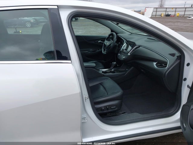 1G1ZJ5SU3HF132401 Chevrolet MALIBU HYBRID