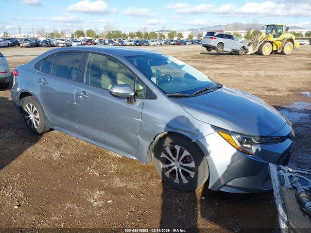 Toyota Corolla Hybrid Le 2022 JTDEAMDE3NJ048478 zdjęcie główne