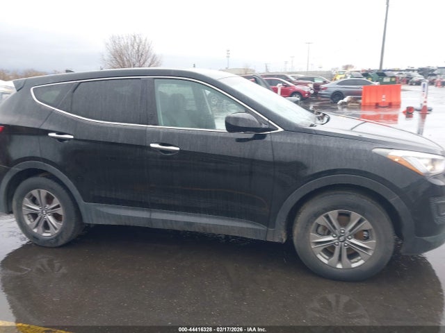 5XYZTDLB9GG352744 Hyundai Santa Fe Sport 2.4l