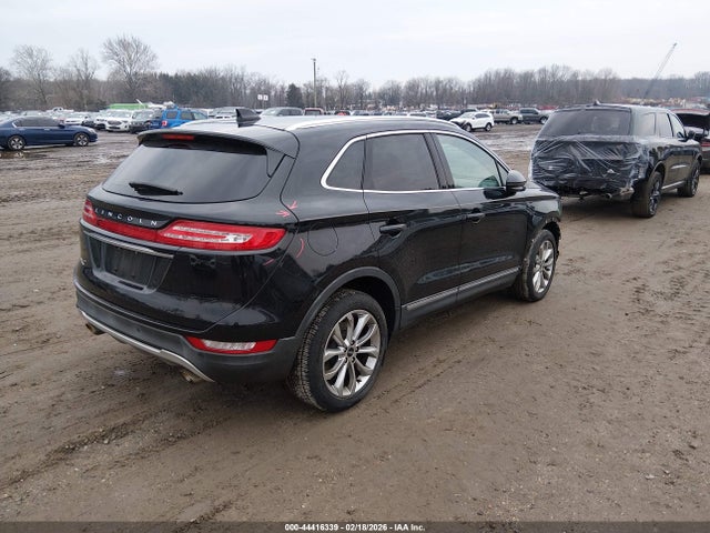 2019 LINCOLN MKC 5LMCJ2D99KUL01725 Photo 3