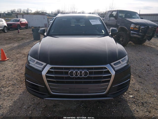 44416342 :رقم المزاد ، WA1BNAFY7J2096898 vin ، 2018 Audi Q5 2.0t Premium/2.0t Tech Premium مزاد بيع