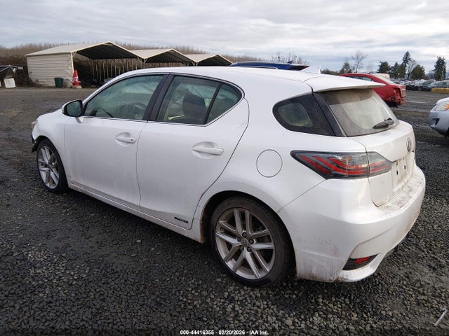 2015 LEXUS CT 200H JTHKD5BH4F2235414 Photo 2