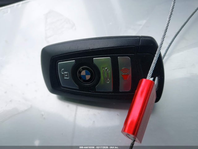 2016 BMW 320I WBA8E5G57GNU20092 Photo 10