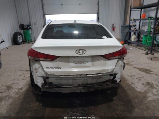 5NPD84LF8HH036938 Hyundai ELANTRA SE