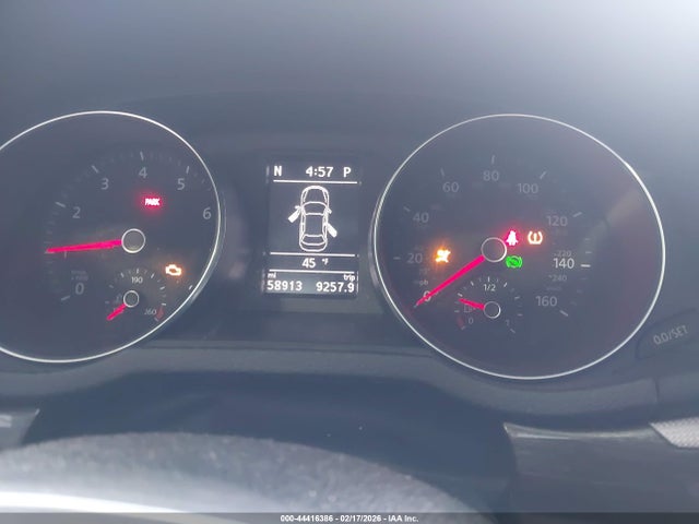 1VWBA7A37JC011520 Volkswagen Passat 2.0t Se