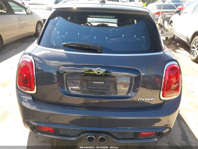 WMWXU9C0XL2M70982 Mini Hardtop Cooper S
