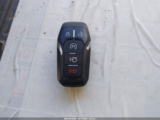 Ford Fusion Titanium 2016 3FA6P0K99GR158306 Image 11