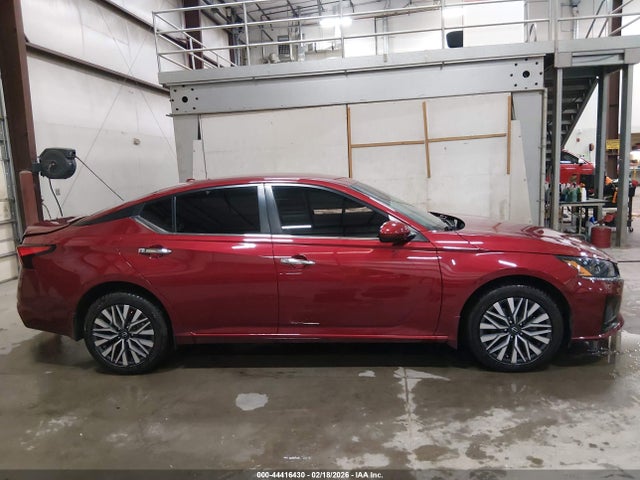 1N4BL4DW7PN317508 Nissan Altima Sv Intelligent Awd