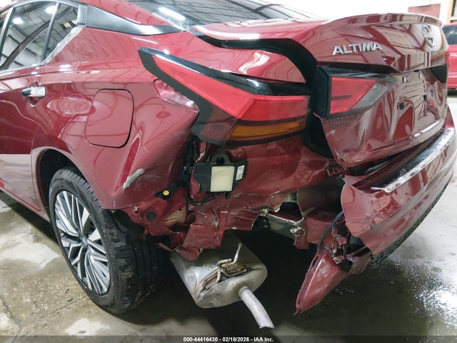 1N4BL4DW7PN317508 Nissan Altima Sv Intelligent Awd