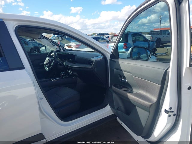 3N8AP6CAXSL422617 Nissan Kicks Sv Fwd