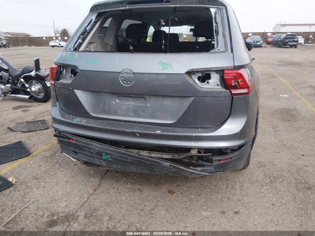 Продажа на аукционе авто 2021 Volkswagen Tiguan 2.0t S, vin: 3VV0B7AX2MM156043, номер лота: 44416492