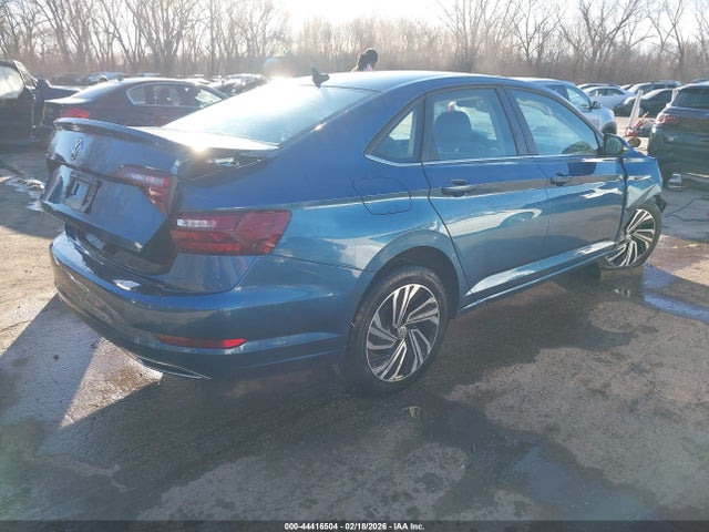 Продажа на аукционе авто 2021 Volkswagen Jetta 1.4t Sel Premium, vin: 3VWG57BU3MM024513, номер лота: 44416504