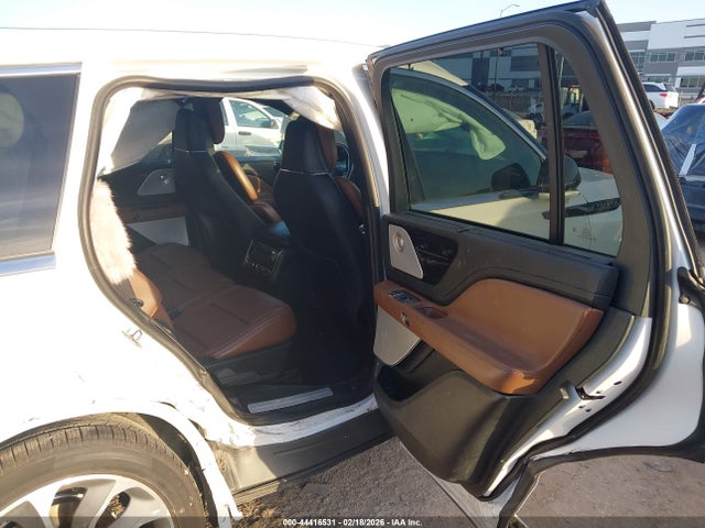2021 LINCOLN AVIATOR 5LMYJ8XY1MNL00027 Photo 7
