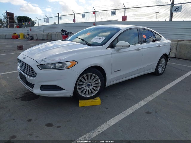 Ford Fusion Hybrid Se 2015 3FA6P0LU7FR196408 Image 2
