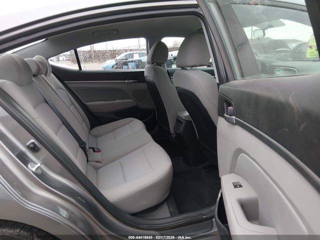 Hyundai ELANTRA SEL 2018 5NPD84LF5JH330920 Image 8