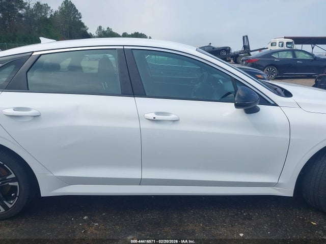 Продажа на аукционе авто 2024 Kia K5 Gt-line, vin: 5XXG64J24RG245822, номер лота: 44416571