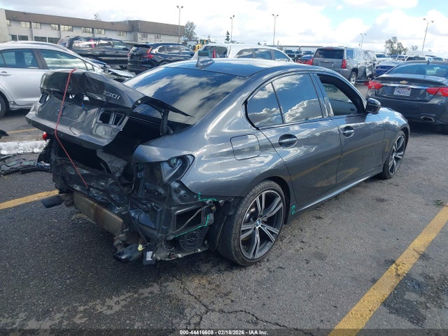 3MW5R1J05M8B78835 BMW 330I