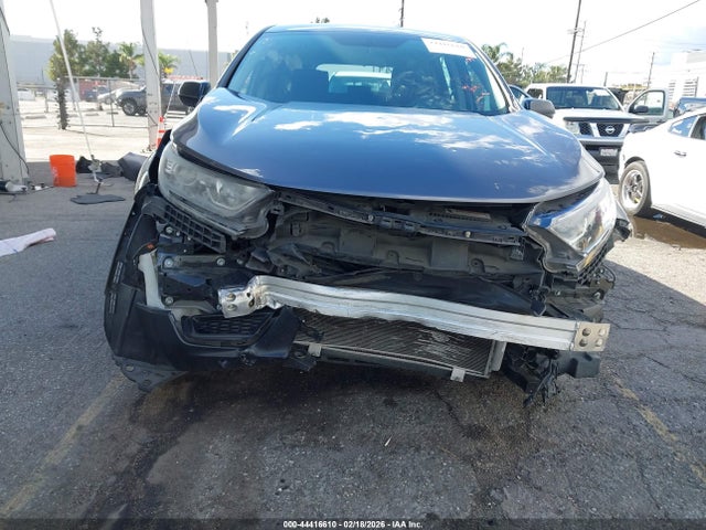 2HKRW5H38JH405156 Honda CR-V LX