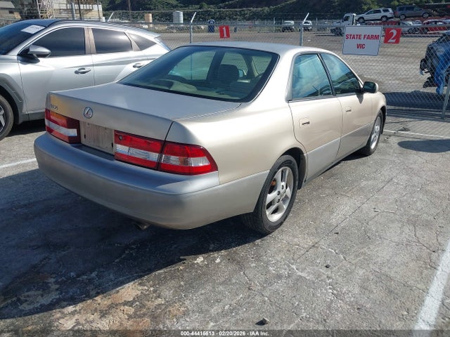 44416613 :رقم المزاد ، JT8BF28G110304507 vin ، 2001 Lexus Es 300 مزاد بيع