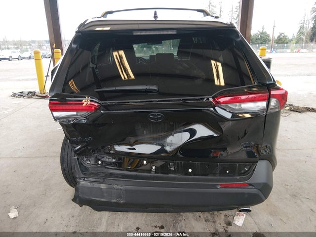 Toyota Rav4 Xle Premium 2024 2T3A1RFV1RC403214 Image 17