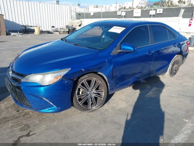 Toyota CAMRY SE 2016 4T1BF1FK7GU555161 Image 2