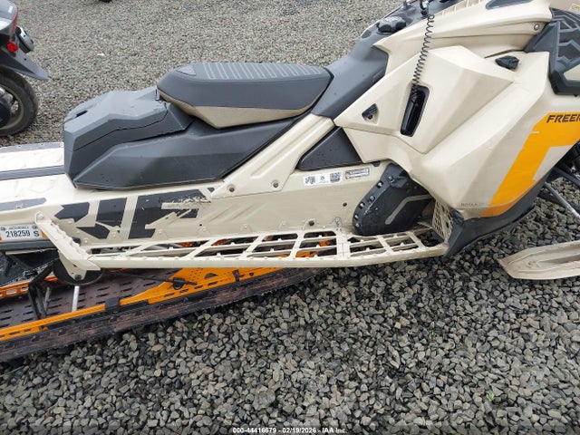 Ski-Doo Freeride 2022 2BPSVDNB4NV000146 Image 6