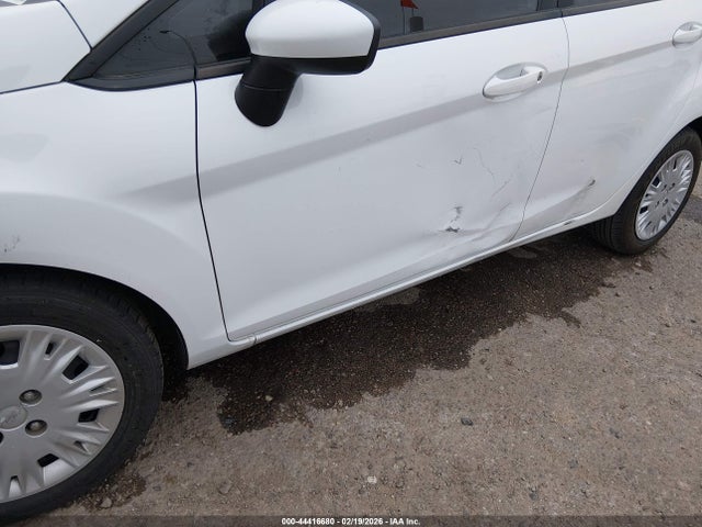3FADP4TJ1JM100847 Ford FIESTA S