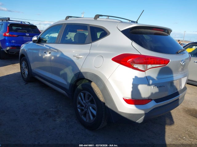 KM8J33A49HU297655 Hyundai TUCSON SE